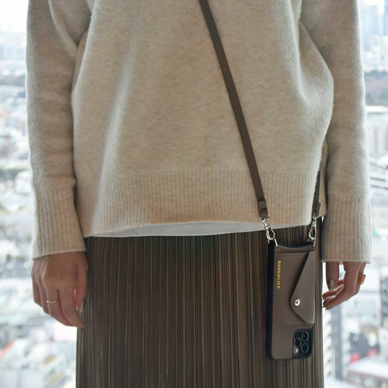 BANDOLIER iPhone13 Pro用スマホケース ダークトープ Amazon | BANDOLIER バンドリヤー iPhone 13 Pro Max ケース